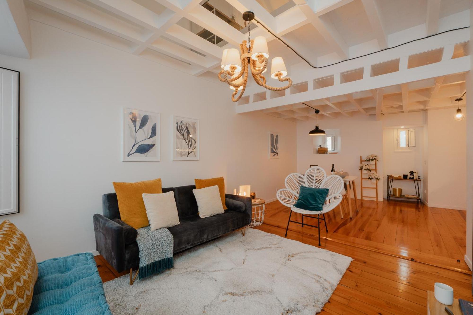 Stylish Getaway In A Mezzanine Flat By The Castle Apartment Lisboa Ngoại thất bức ảnh